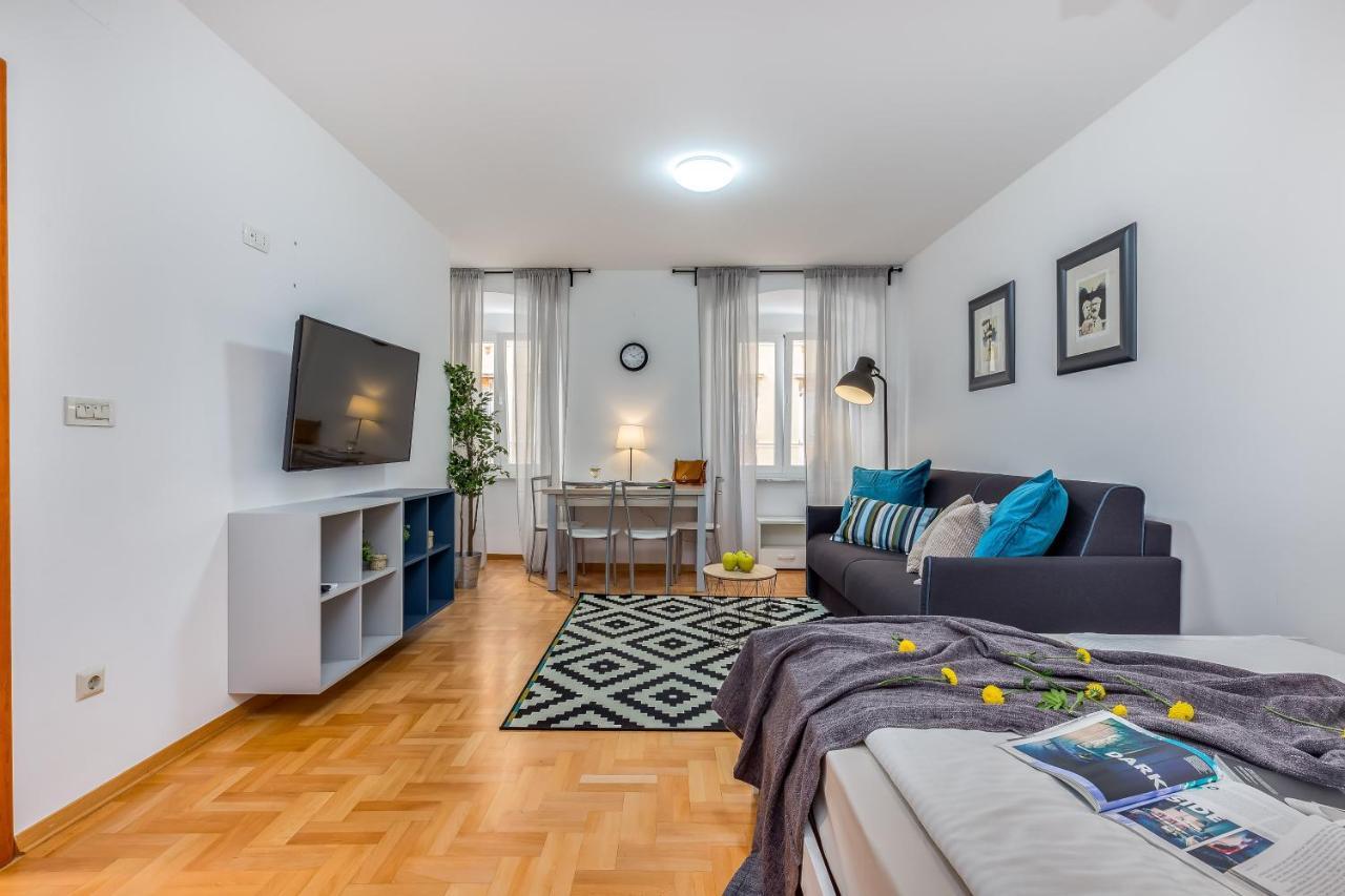 Main Street Apartments 2 Rijeka Eksteriør bilde